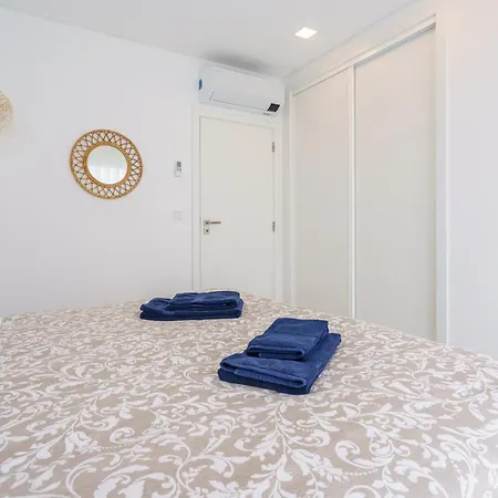 빌라 Venus With Jacuzzi And Private Pool *