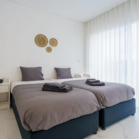 Venus With Jacuzzi And Private Pool 로리냐